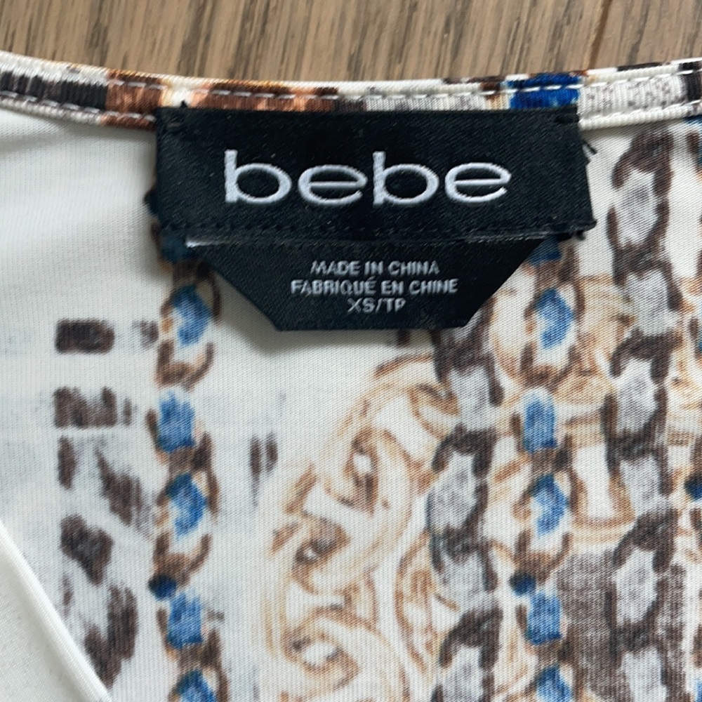 BEBE Top Size XS - Picture 2 of 3